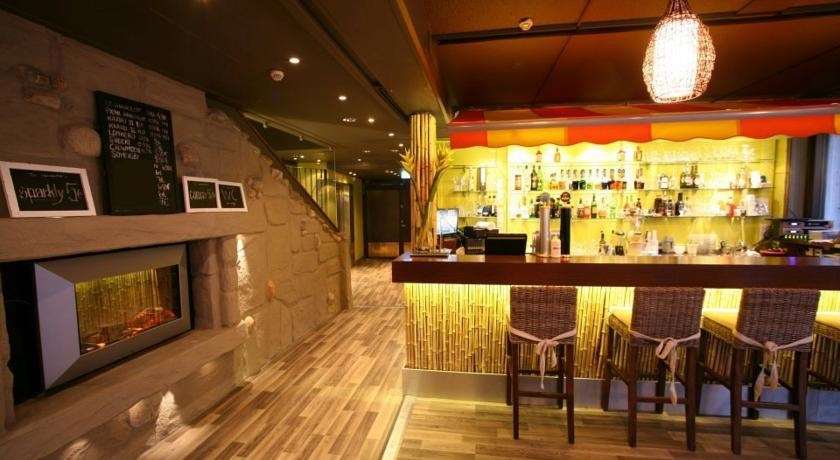 Hotel Sorsanpesae Сейняйокі Ресторан фото